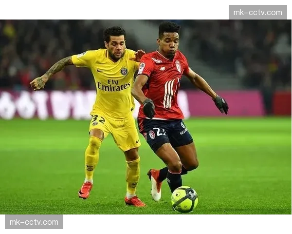 法甲考虑下赛季引入新型教练通讯系统,以测试其是否会影响防守指令传达的及时性 法甲考虑下赛季引入新型教练通讯系统,以测试其是否会影响防守指令传达的及时性